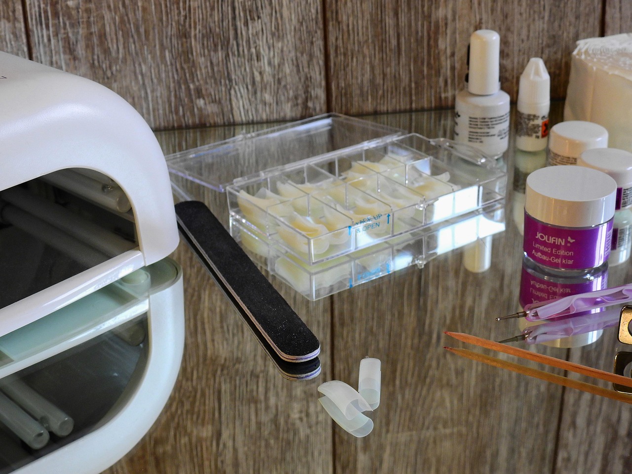 Book The Look Jas Nails